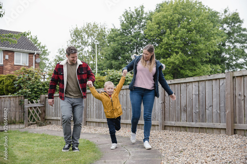 фотографія Happy Family Walking Together