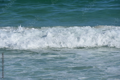 Ocean waves © Josie Photography