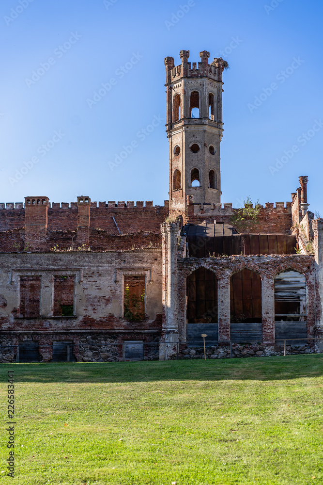 Fototapeta premium Old Ruins of the Castle with the Tower