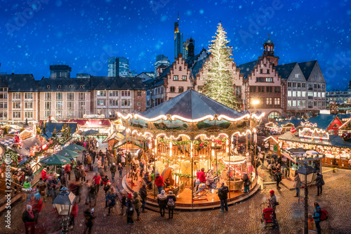 Weihnachtsmarkt auf dem Frankfurter Römer, Frankfurt am Main, Hessen, Deutschland