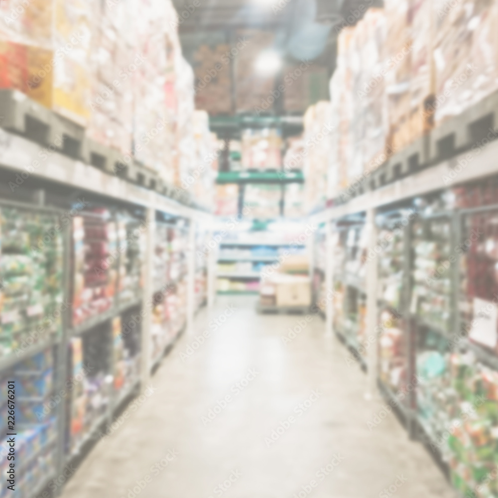 Abstract blurred of shopping mall