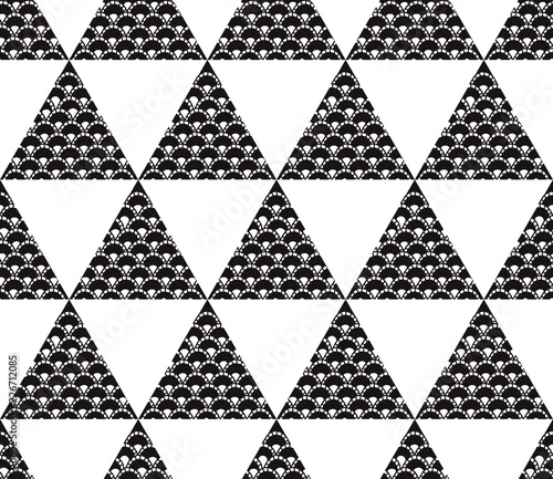 Seamless pattern with black and white triangles