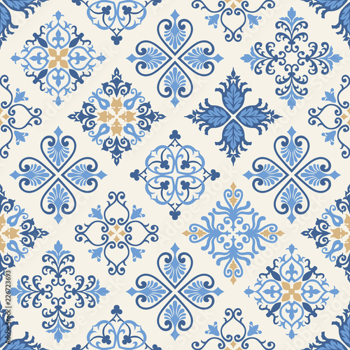 Arabesque Quilt Floral Pattern
