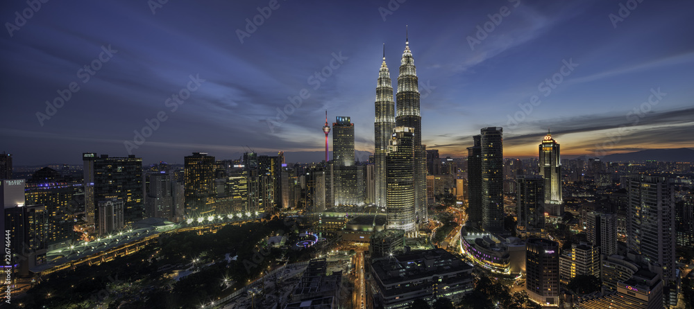 Fototapeta premium The Panorama of Kuala Lumpur City Skyline