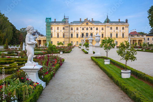 Beautiful gardens of the Branicki Palace in Bialystok, Poland © Patryk Kosmider