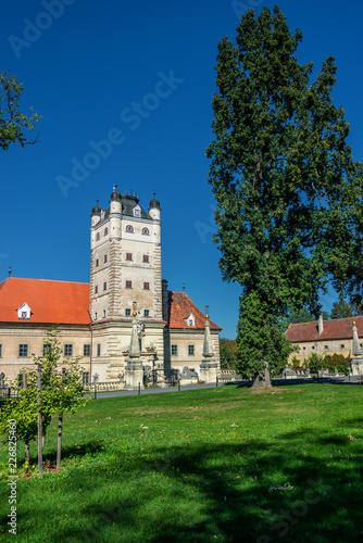 Blick auf Schloss Greillenstein im Waldviertel  photo