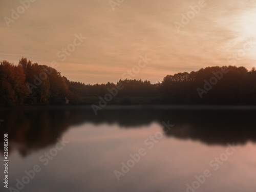 Fototapeta Naklejka Na Ścianę i Meble -  Sonnenuntergang am See 
