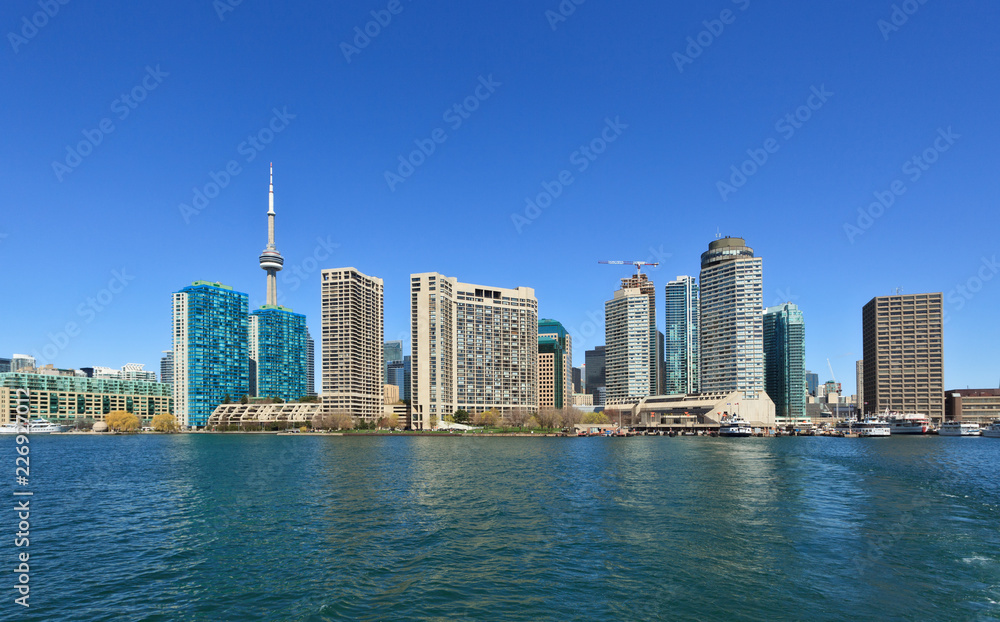 Fototapeta premium Skyline of Toronto with CN tower Ontario Canada 