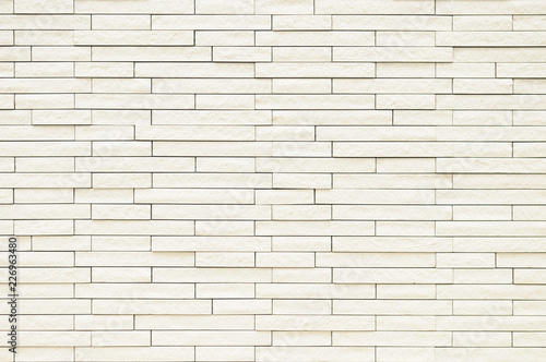 白い石壁