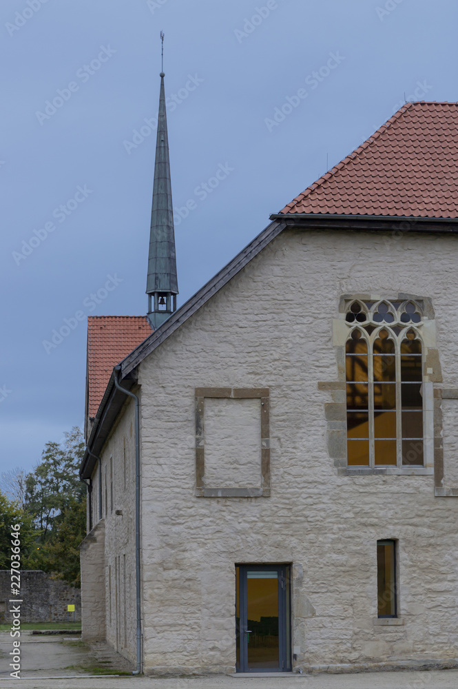 Kloster Gravenhorst mit Kirchturmspitze Kloster Gravenhorst mit Kirchturmspitze