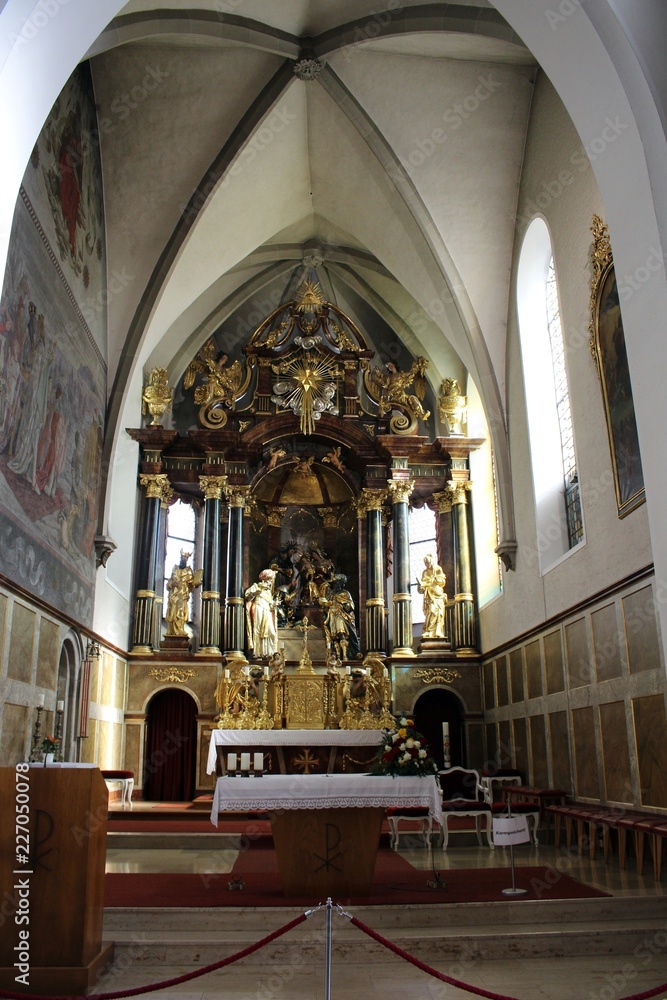 Fototapeta premium Innenraum der Pfarrkirche in Gmunden am Traunsee.