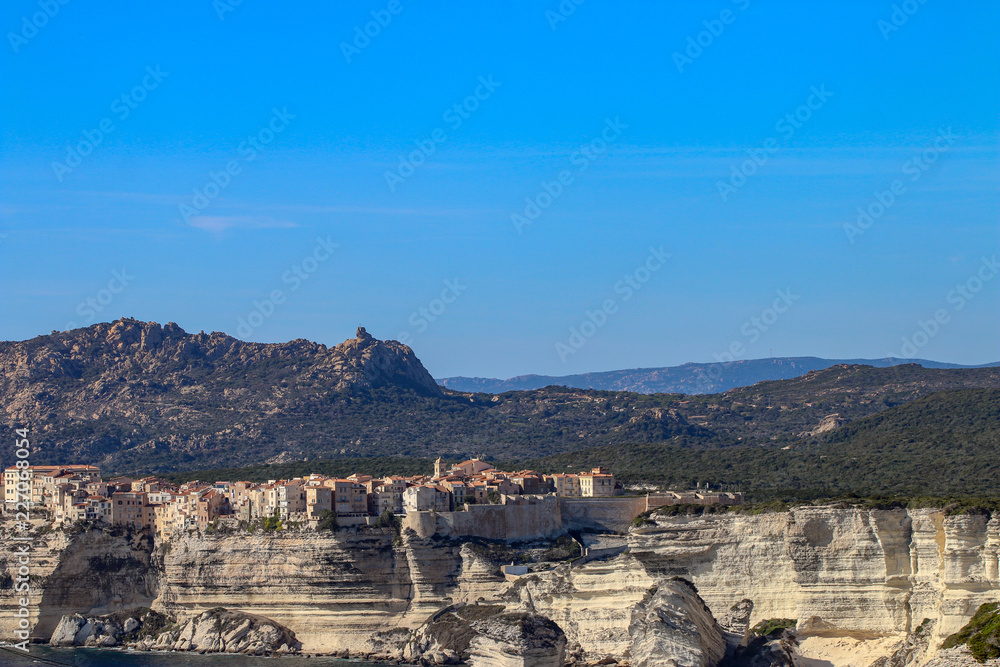 Fototapeta premium Die Küste von Bonifacio auf Korsika
