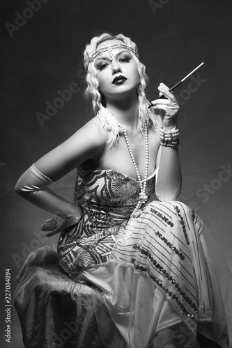 Tableau sur toile woman retro flapper style