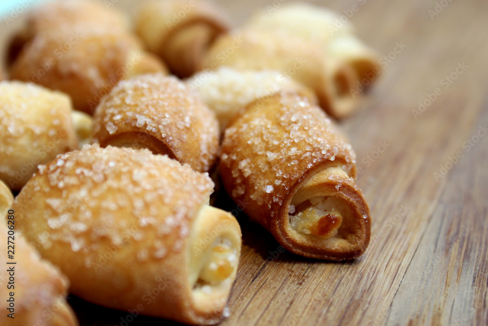 biscuits with sugar