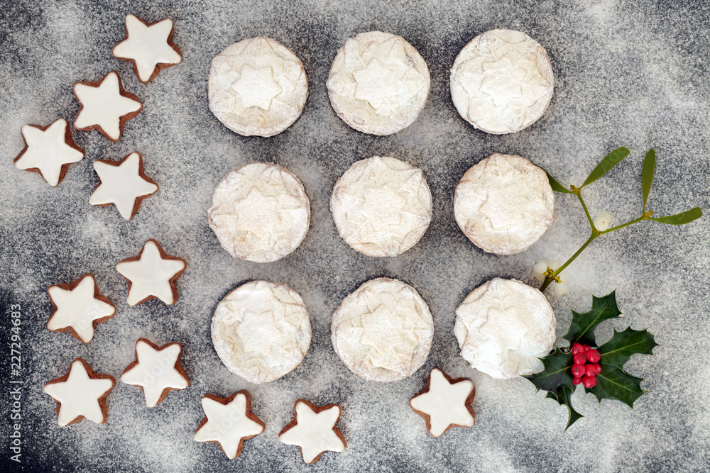 Christmas Gingerbread and Mince Pies Christmas Gingerbread and Mince Pies