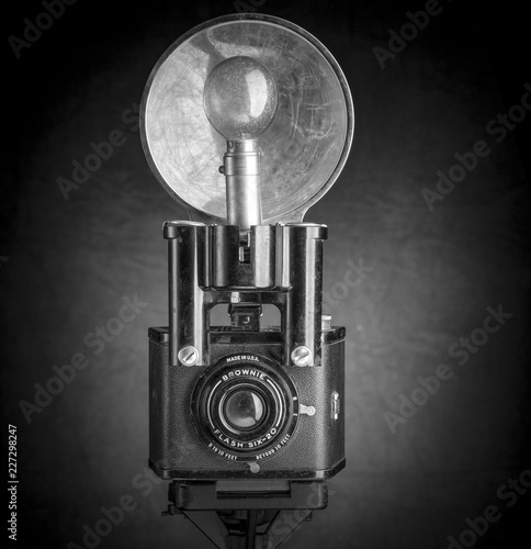 Kodak Brownie Flash Six-20.