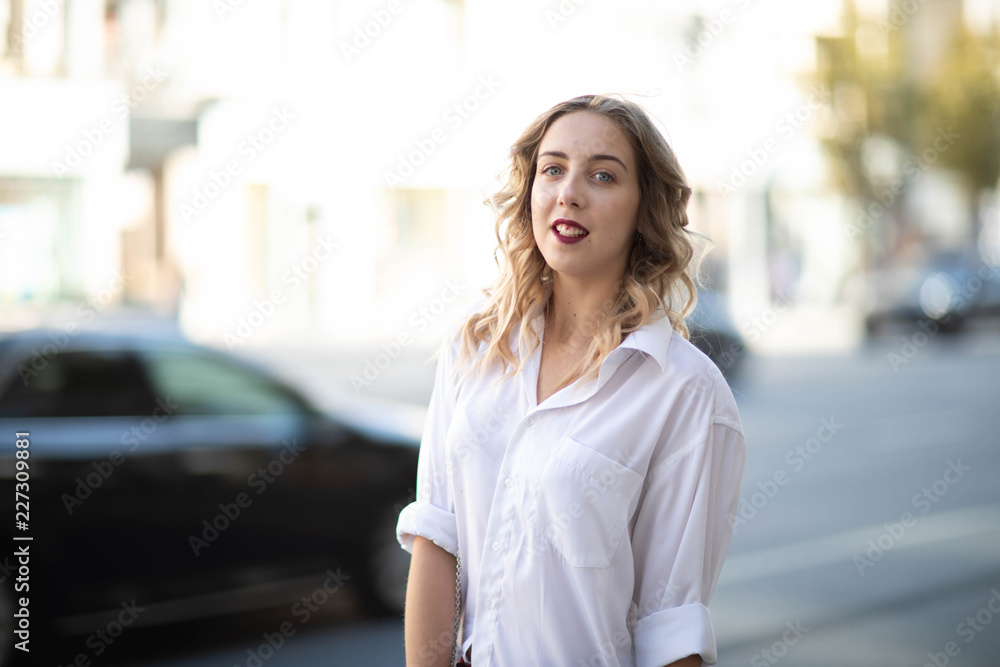 Street photo shoot with a wonderful girl.Photo shoot in Moscow in a beautiful hearth. Street photo shoot with a wonderful girl.Photo shoot in Moscow in a beautiful hearth.