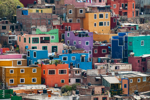 Colorful Homes - Guanajuato, Mexico © Michael Weiser