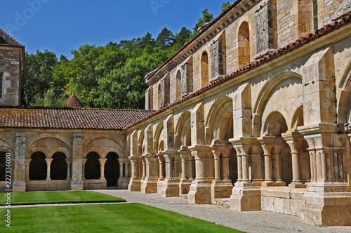 Fotografie Abbazia Reale di Fontenay - Borgogna, Francia