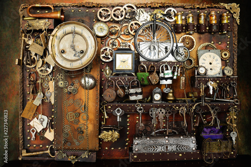 Steampunk ingranaggi  orologi lucchetti e chiavi photo
