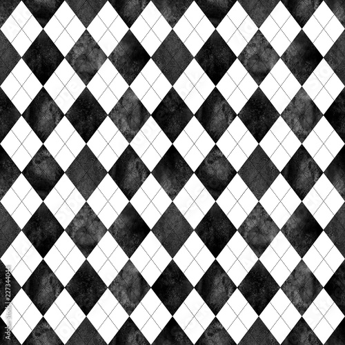 Black and white argyle seam...