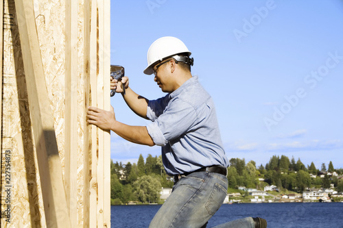 construction worker with mobile phone