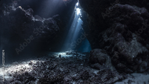 Fotografie, Tablou Caves in the Red Sea