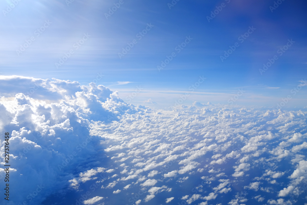 飛行機から見える雲
