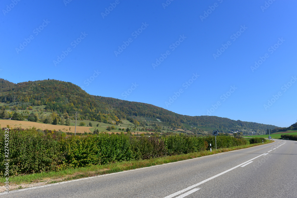Hauptstrasse 3 im Kanton Aargau Hauptstrasse 3 im Kanton Aargau
