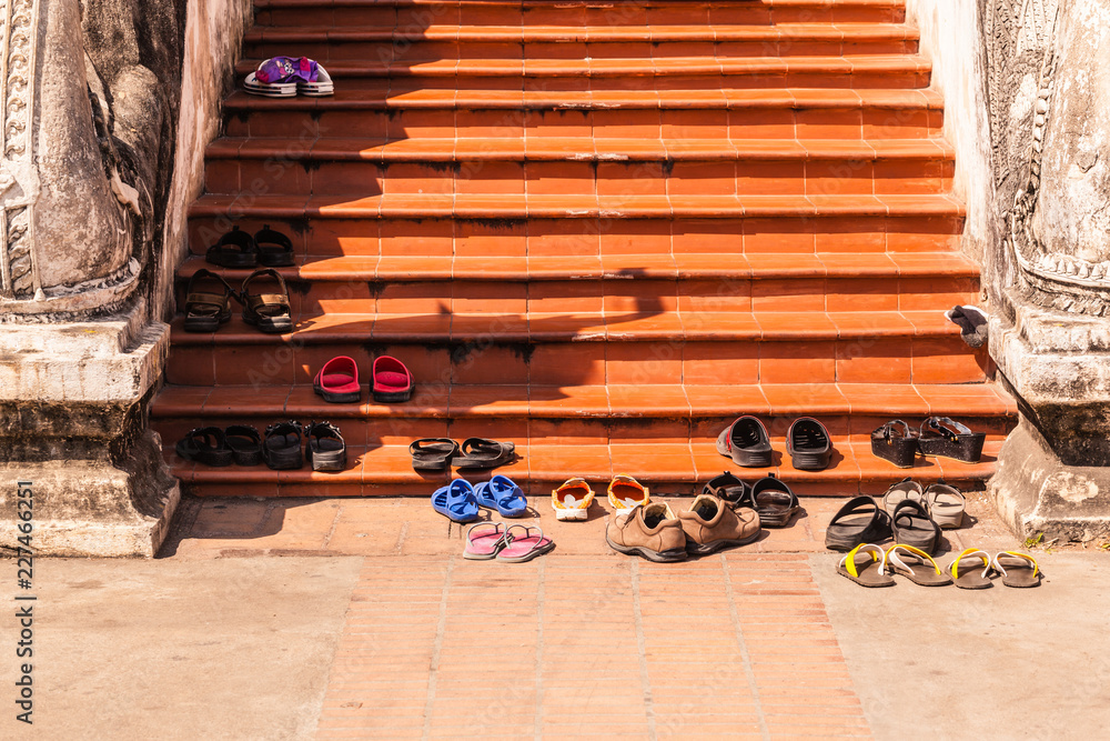 Fototapeta premium Buddhist temple stairs
