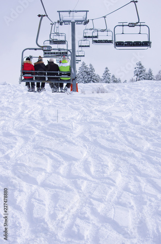 Station de ski en hiver - alpes françaises