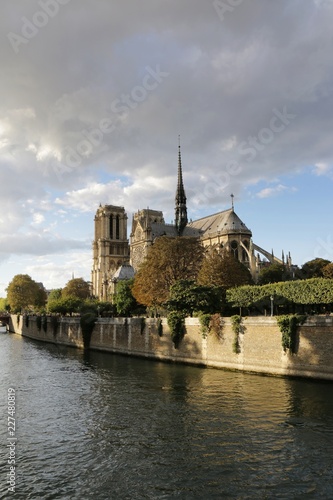 paris, Notre-Dame de Paris, Cathedral, medieval, Catholic, Île de la Cité, building, facade, river, bridge, 