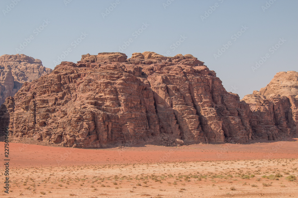 Paysage du Désert en Jordanie Voyage sable et montagne Paysage du Désert en Jordanie Voyage sable et montagne