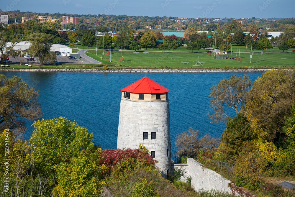 Naklejka premium Old watch tower on Fort Henry site in Kingston, Ontario