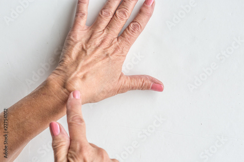 Canvas-taulu Pointing out Ganglion cyst