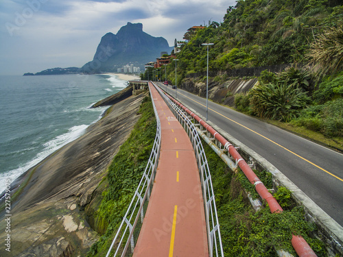 Photos Highway by the sea