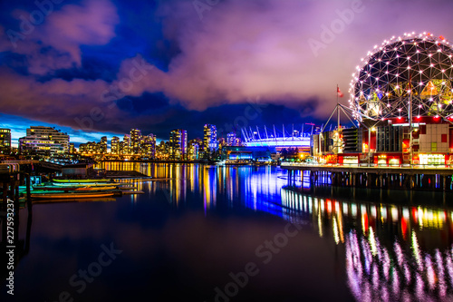 Canvas Print night view in vencouver