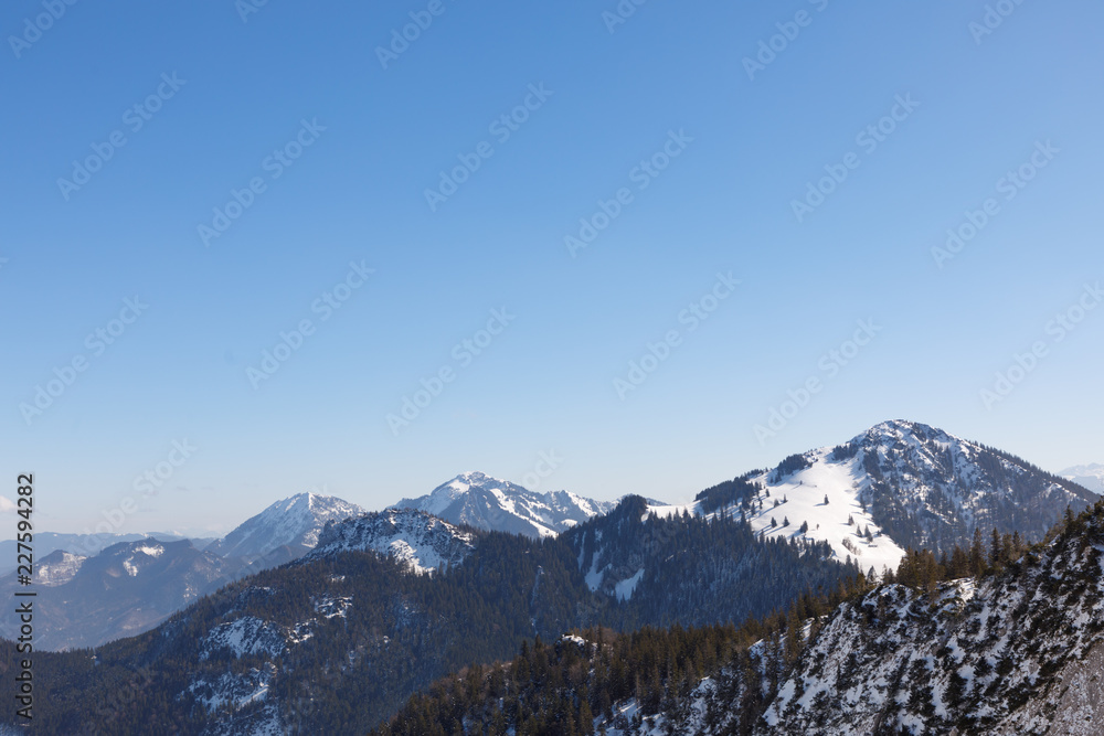 Mountains Hochplatte, Hochgern and Hochfelln in winter, view from Sulten, Kampenwand