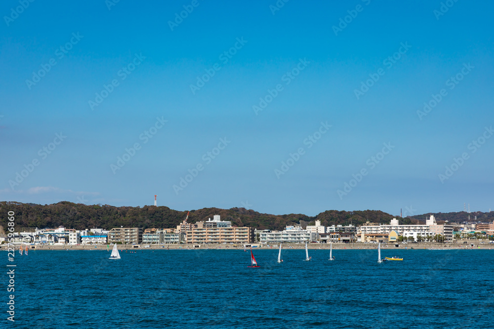 Obraz premium (神奈川県ｰ風景)葉山港から見る逗子海岸の風景１４