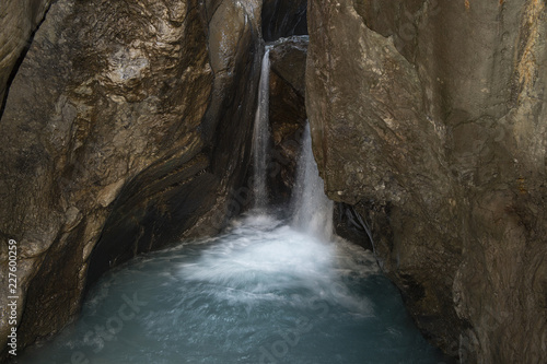 Wasserfall in der Gletscherschlucht, Rosenlaui, bei Meiringen BE, Schweiz