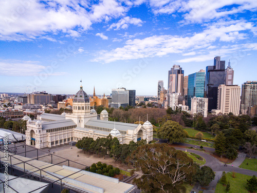 Royal Exhibition building and Melbourne city skyline