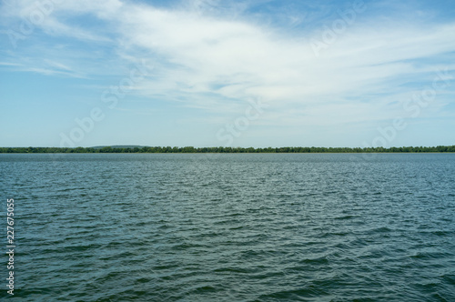 Lake Horizon