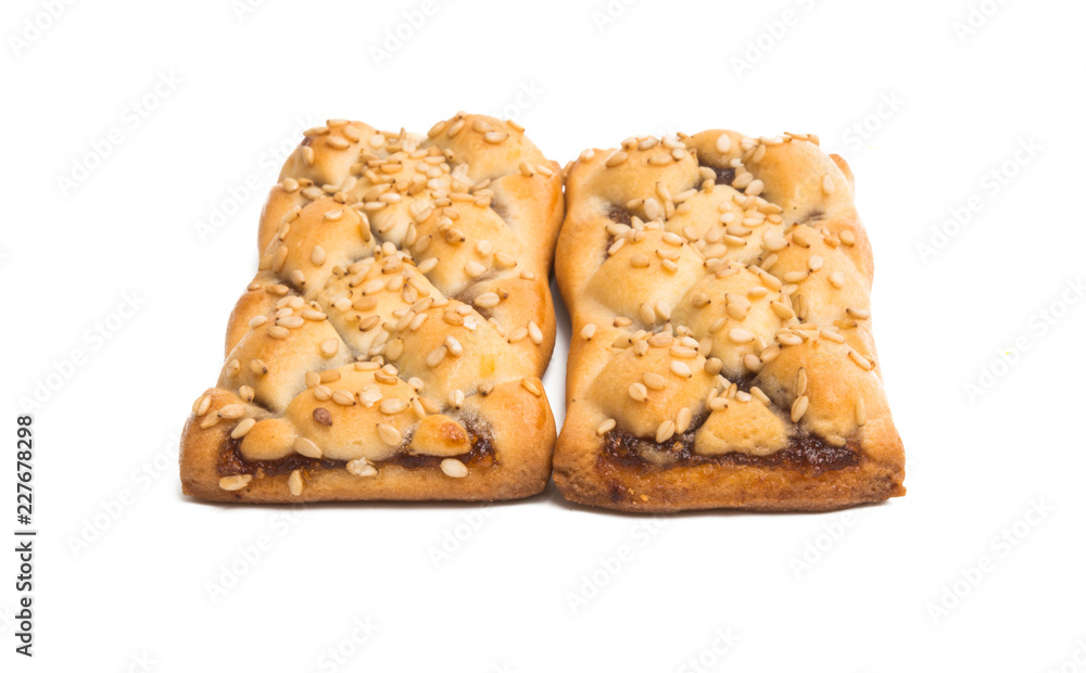Fototapeta premium biscuits with jam isolated