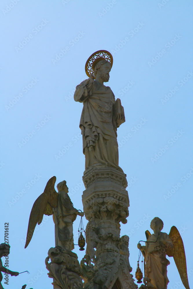 Venice, Basilica San Marco, statue of the facade