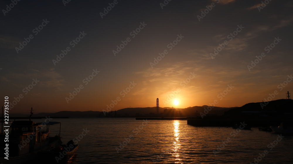 Fototapeta premium 鎌倉の海 夕暮れ