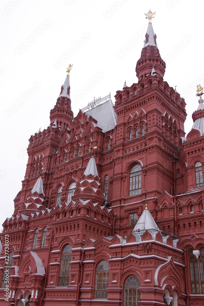architecture, church, moscow, cathedral, russia, building, red, city, tower, square, museum, religion, old, kremlin, europe, history, sky, town, travel, landmark, historical, spain, famous, castle, hi