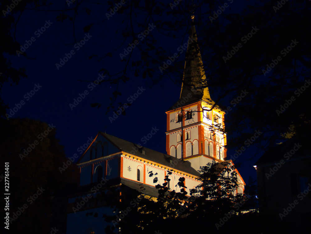 Doppelkirche Schwarzrheindorf bei Nacht