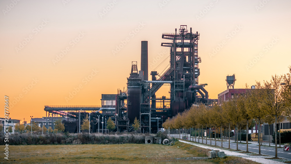 Fototapeta premium Altes Stahlwerk