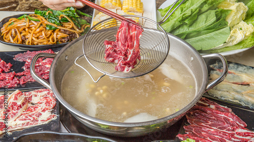 Beef hotpot with clear soup