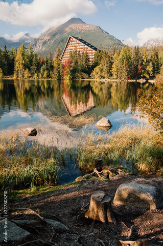 Plakat Shtrbske pleso (lake) in autumn. Slovakia High Tatras mountains landscape.